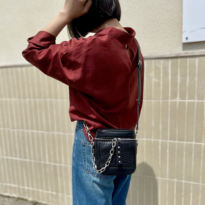 高级感泡泡羊皮水桶包2025新款个性女包小众盒子包单肩斜挎链条包,淘宝优惠券,粉丝福利购,淘宝优惠卷