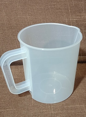 1.5L食品级PP耐高温刻度量杯