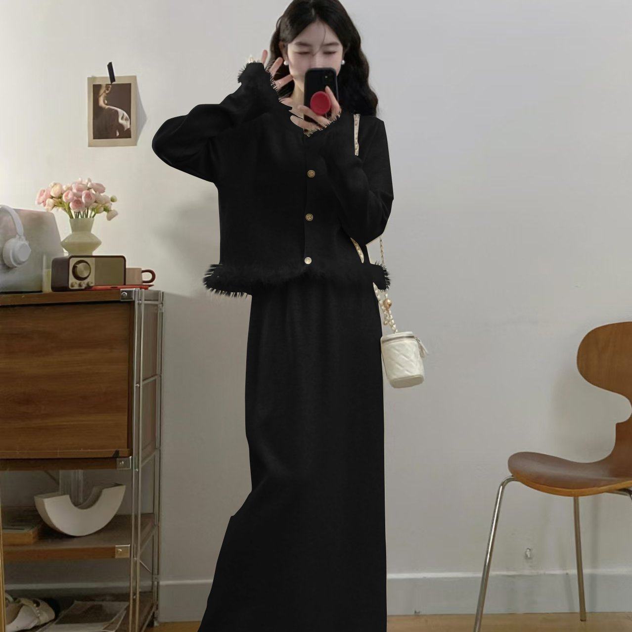 实拍秋冬季新款胖MM时尚洋气显瘦小香飞上衣+高腰半身裙套装,淘宝优惠券,粉丝福利购,淘宝优惠卷