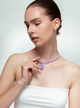 TWENTYONEAUGUST原创设计笑脸紫色小花项链锁骨链多巴胺配饰项链