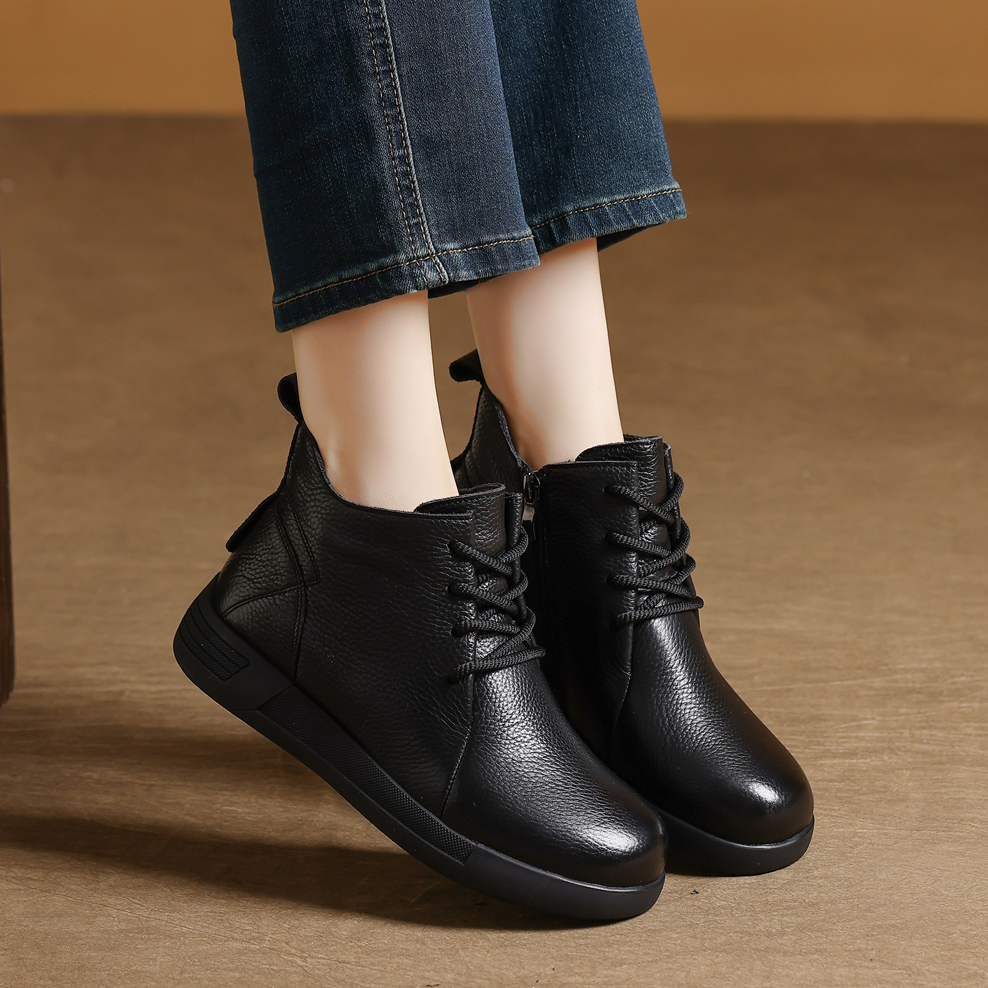 头层牛皮加绒马丁靴女2025新款秋冬英伦风保暖小棉靴女冬百搭短靴 - 图2