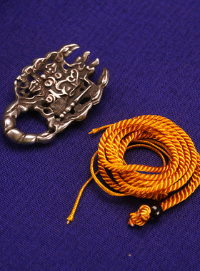 亚青si手工九头蝎护法主蝎子吊坠天铁莲师忿怒做旧合金藏式挂件