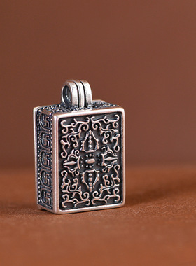 藏式嘎乌盒S925银复古做旧万字十字金刚杵打开透明嘎乌盒银饰吊坠