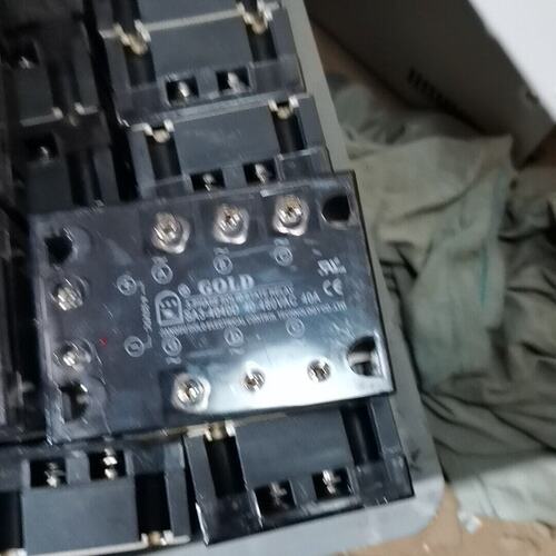 议价-正固特GOLD三相固态继电器SA34040D直流控交流S正可维修 - 图0