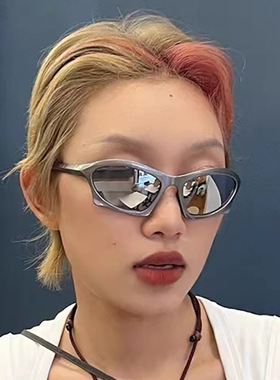 连体未来感赛博朋克个性时髦眼镜