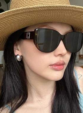 新款方形简约大框猫眼太阳眼镜潮