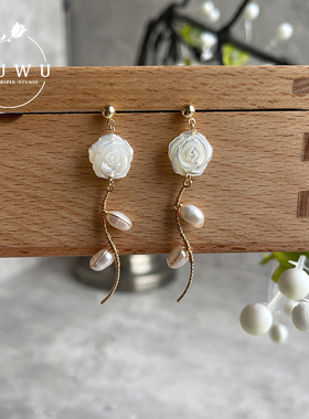 酒午贝母山茶花项链原创设计