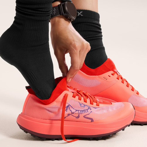 代购ARCTERYX Sylan Pro始祖鸟薰衣草紫轻量透气女士户外越野跑鞋 - 图1