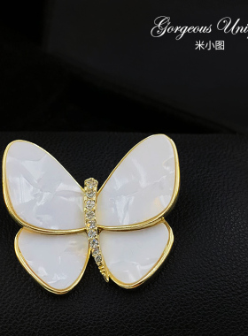 米小图偏偏起舞小蝴蝶胸针