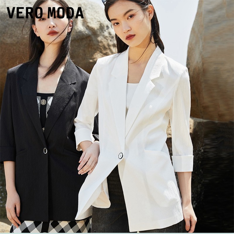 VeroModa适复古白色垫肩西装外套