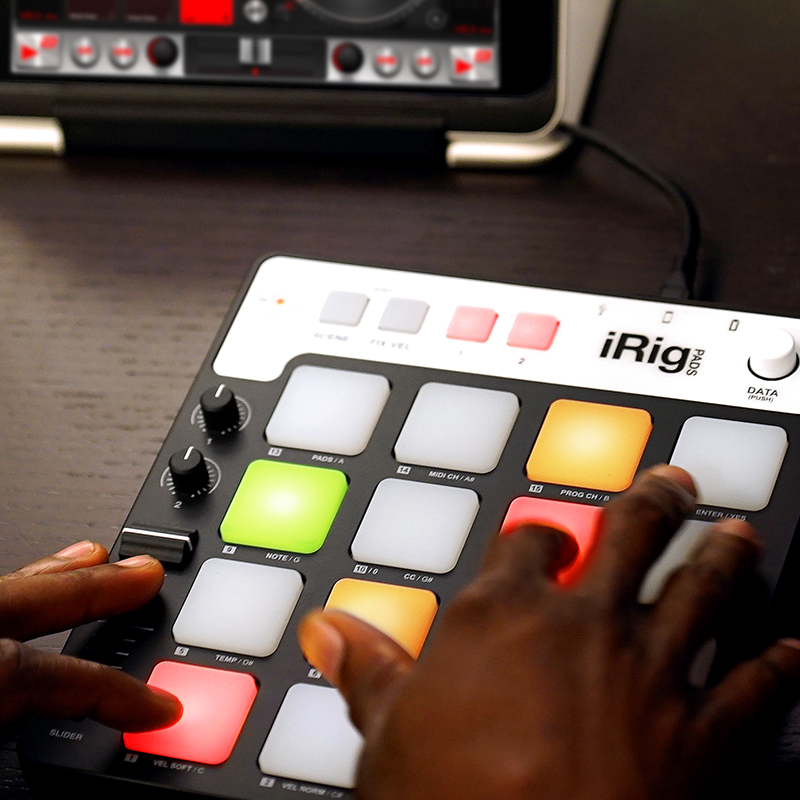 【野雅绫】IK Multimedia iRig Pads 多彩MIDI打击垫控制器 - 图0