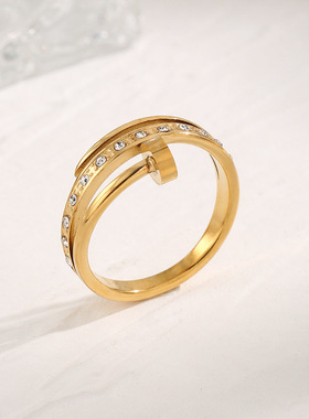 跨境热销潮流个性钉子镶钻钛钢戒指女几何设计流行百搭指环食指戒