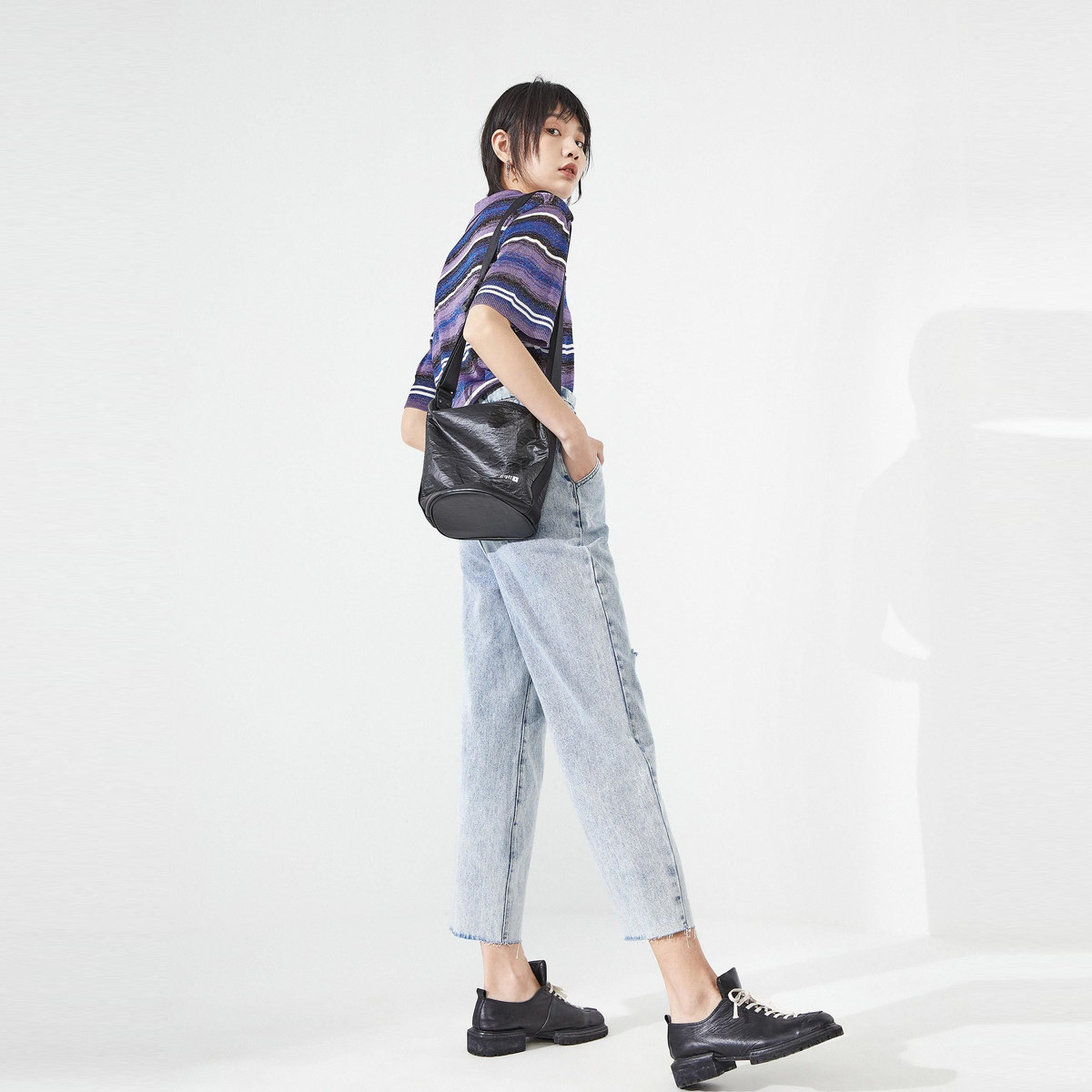 太平鸟2020夏季新款渐变线针织衫 太平鸟喜之乐毛针织衫