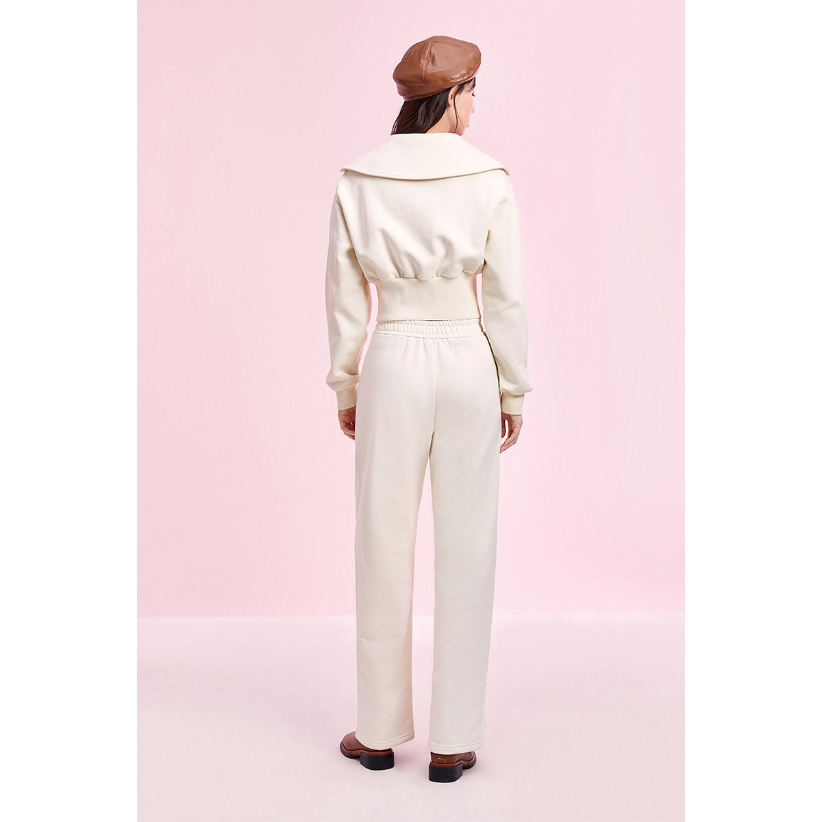 太平鸟碳中和高腰2022年春季卫裤 太平鸟广仁休闲裤