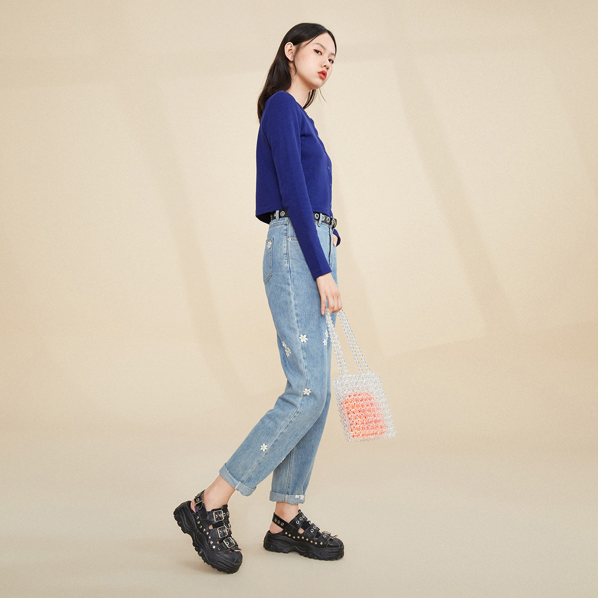 太平鸟圆领bm风短打2020秋季针织衫 太平鸟普埃拉毛针织衫