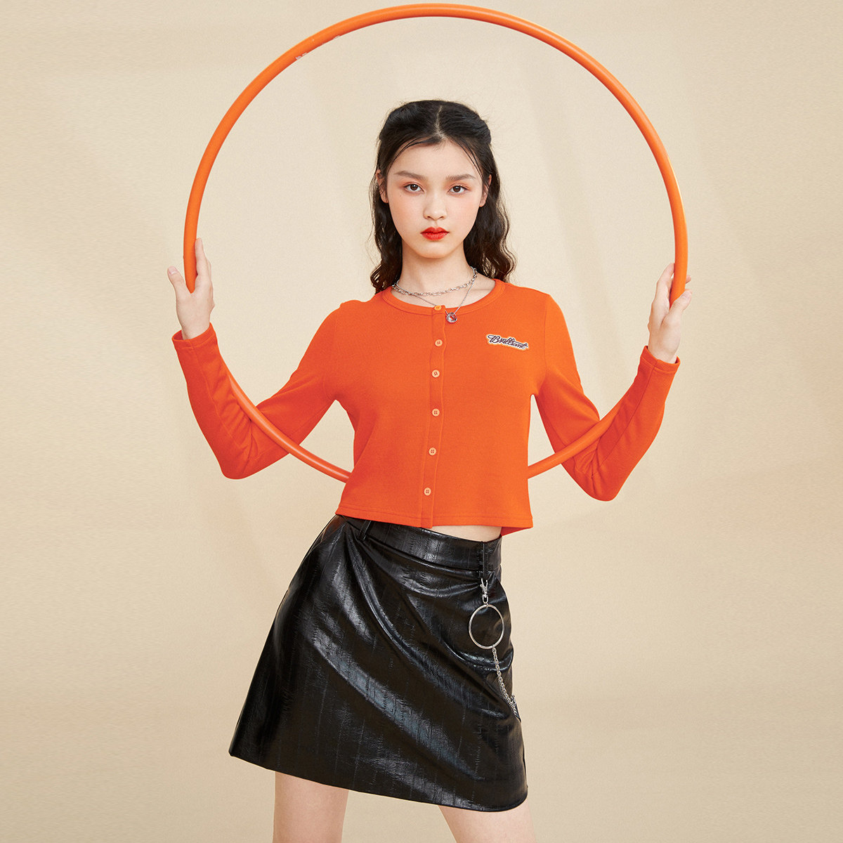 太平鸟圆领bm风短打2020秋季针织衫 太平鸟普埃拉毛针织衫