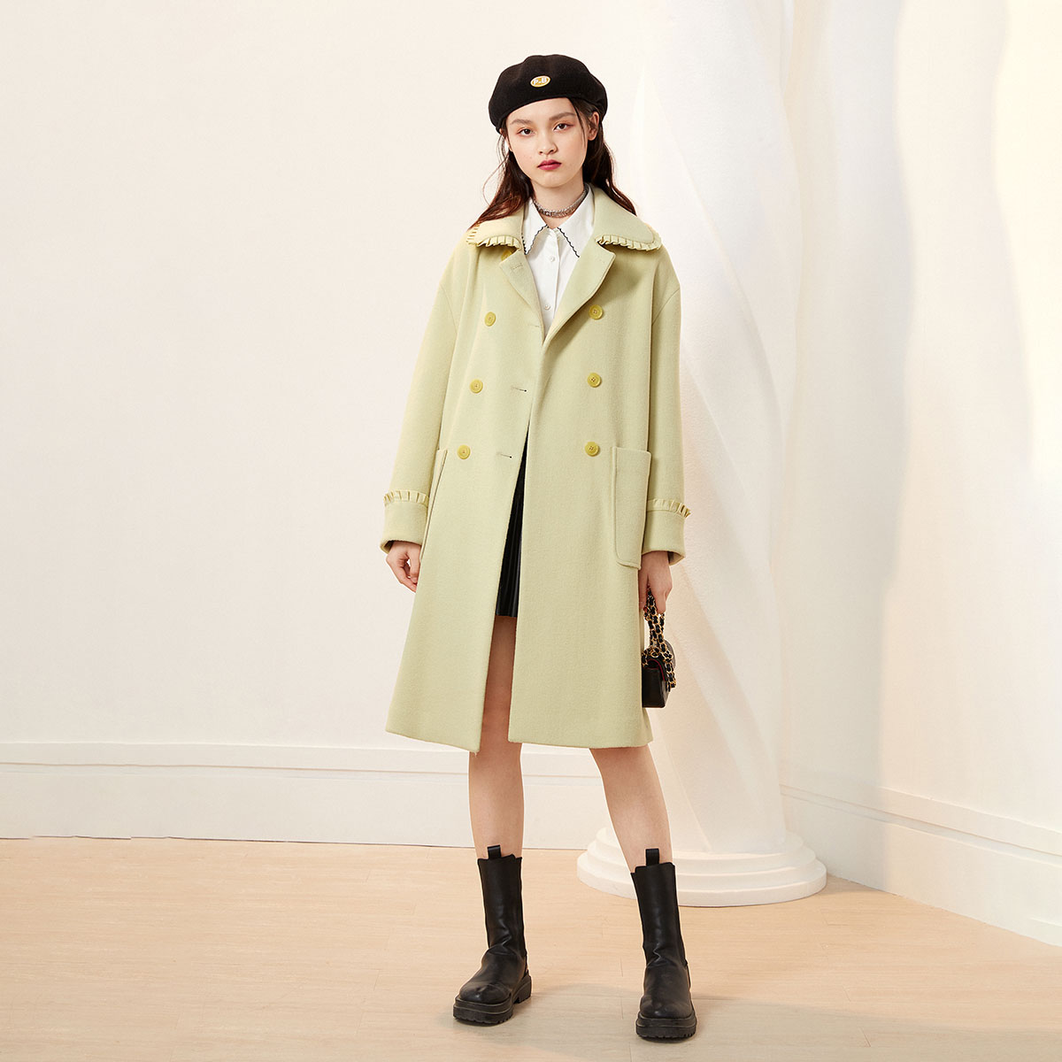 【专柜价1599】太平鸟娃娃领羊毛大衣 太平鸟广仁毛呢外套