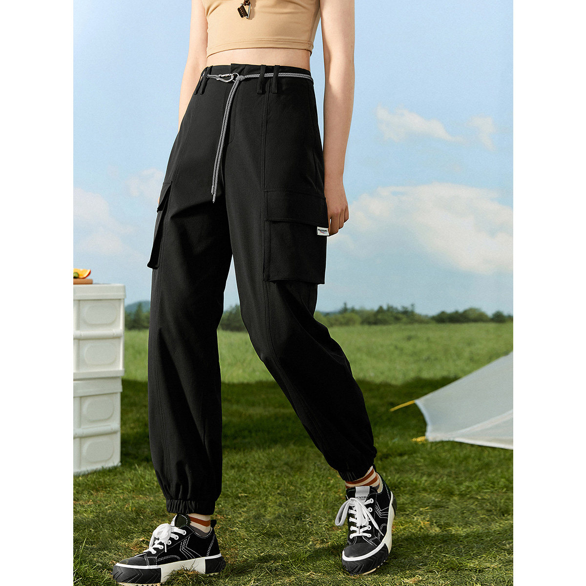 【女王节新品】太平鸟飞跃联名卫裤 太平鸟广仁休闲裤