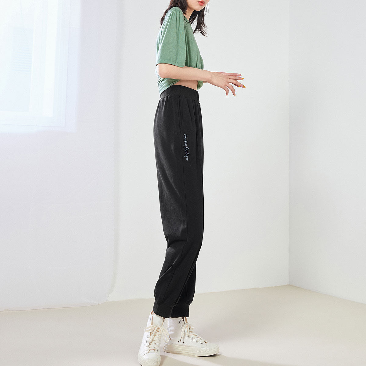 太平鸟高腰2021年秋季新款灰色卫裤 太平鸟喜之乐休闲裤