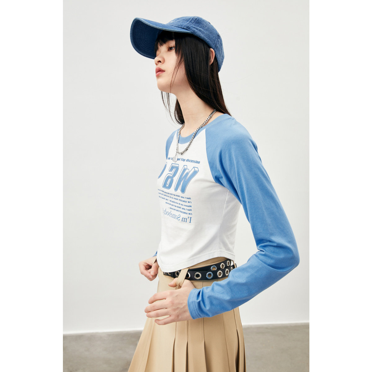 太平鸟短打2022早秋新款长袖打底衫 太平鸟广仁T恤