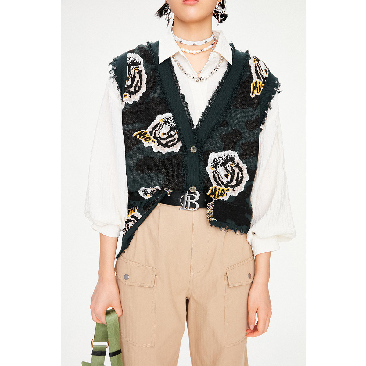  太平鸟毛针织衫