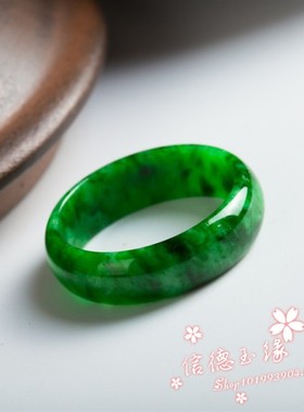 翡翠色戒指冰种飘花辣绿阳绿细宽边尾戒指环男女霸气戒指尾戒百搭