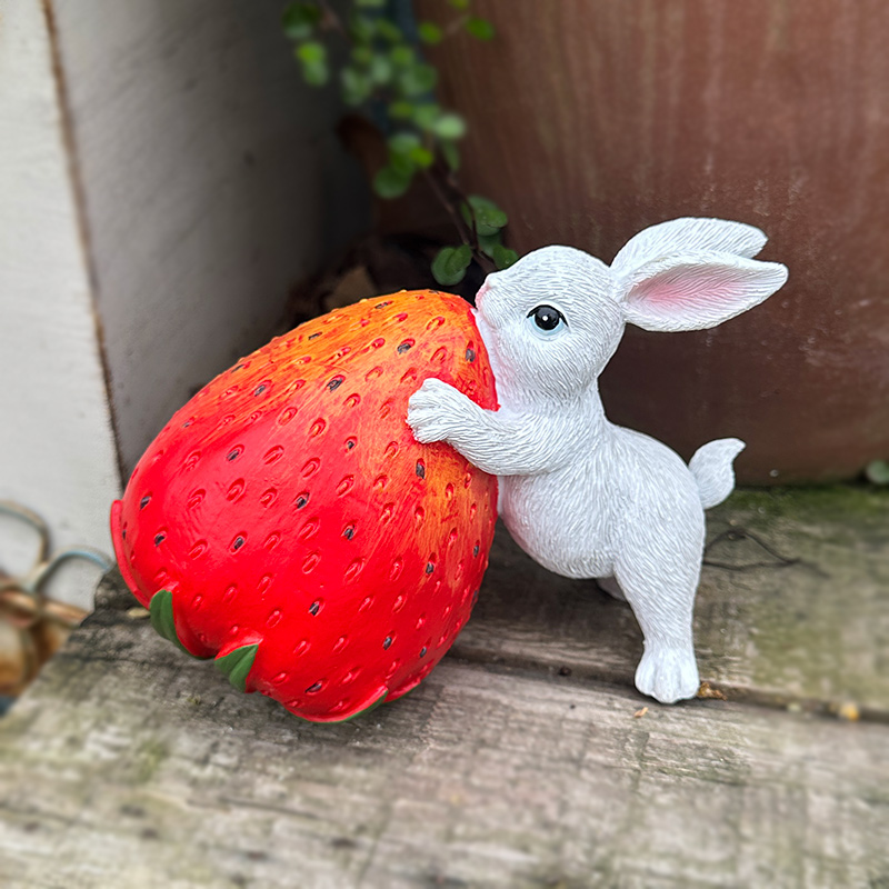 阳台庭院造景盆栽动物装饰造景幼儿园办公室桌面可爱草莓兔子摆件 - 图0