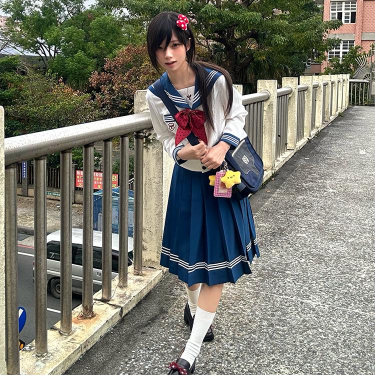 星星抱月球小水 jk制服水手服套装校供感日系中间服领结百褶裙女-图3