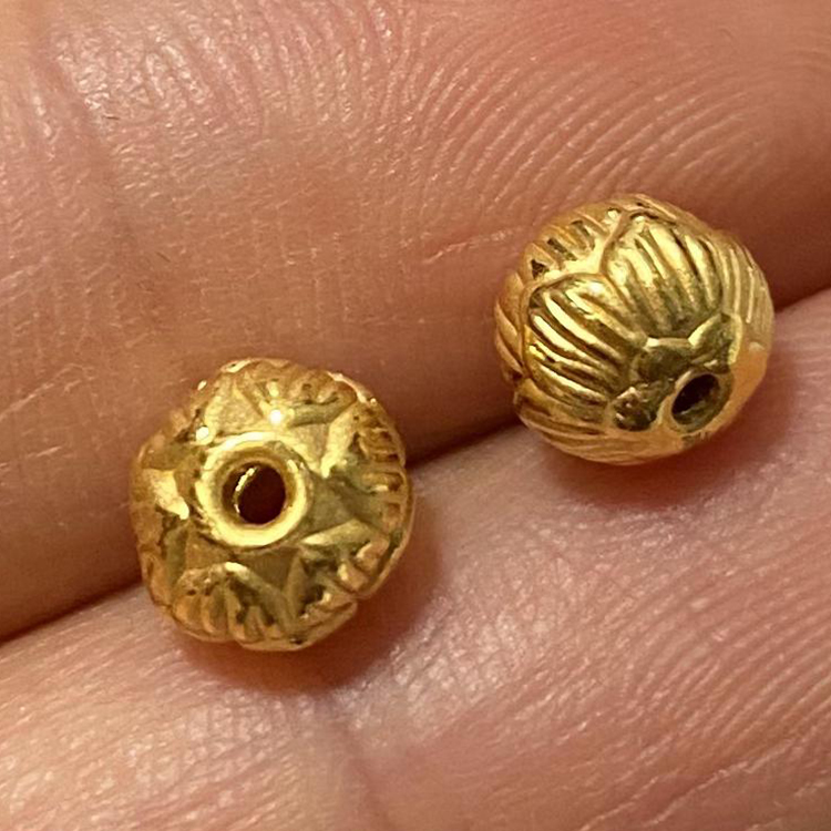 树懒猫猫黄金6mm莲花隔珠足金3D硬金扁莲花金珠弟子珠小孔1.2mm-图1