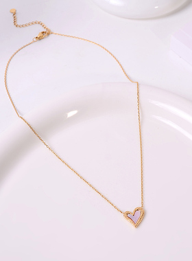 钛钢项链 小众轻奢粉色爱心项链女高级气质镀18K金锁骨链配饰新品