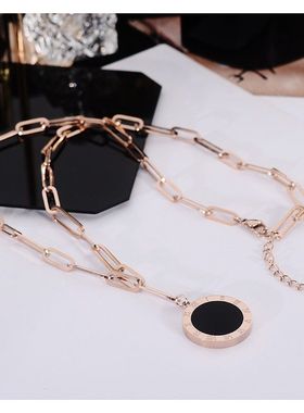 钛钢项链 欧美百搭黑白双面圆牌项链女长款毛衣链衣服挂件潮配饰