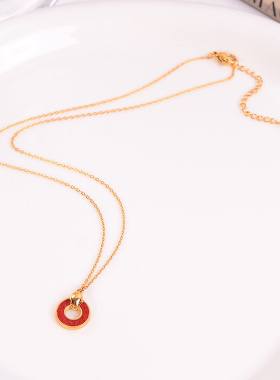 钛钢项链 红色圆圈蛇年项链女福气本命年锁骨链轻奢高级感配饰品