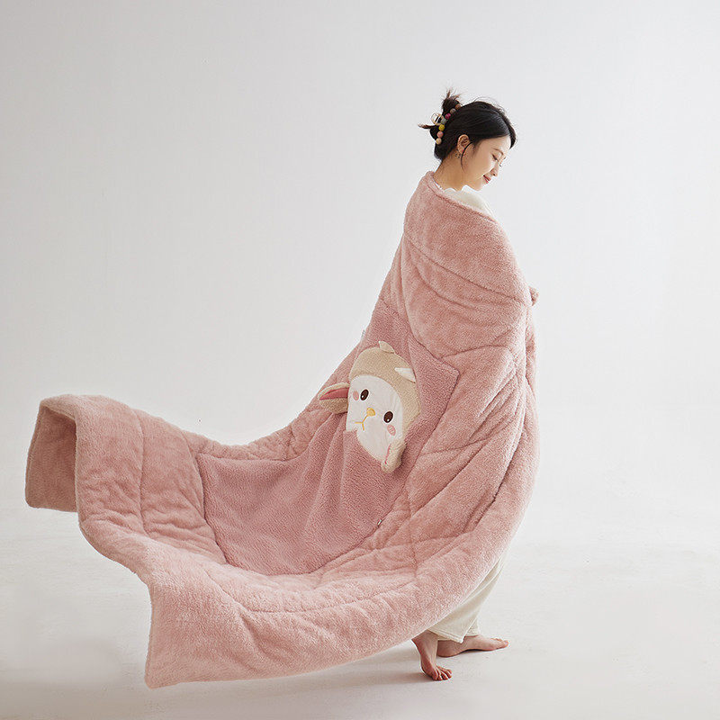 卡通可爱加厚加绒手拎萌萌羊抱枕被子两用学生办公室午睡毯子靠垫,淘宝优惠券,粉丝福利购,淘宝优惠卷