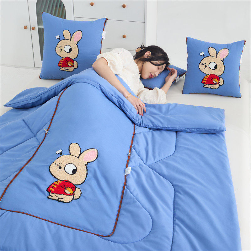 儿童抱枕被子两用可爱车载沙发靠垫办公室午休枕头学生宿舍空调被,淘宝优惠券,粉丝福利购,淘宝优惠卷