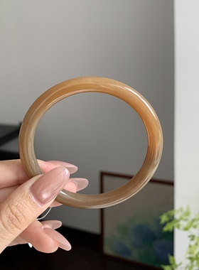 毛毛的翠/M 10164/天然和田玉特色浓糖青花手镯/圈口55.2/1750