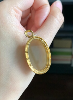 毛毛的翠//M 13652/和田玉18k精镶糖玉大蛋面吊坠/3800