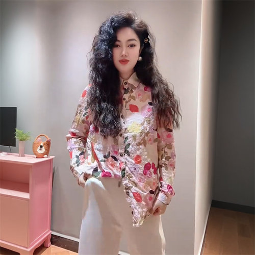 港风时尚洋气休闲棉麻碎花衬衫女长袖宽松舒适大码打底小衫衬衣潮 - 图1