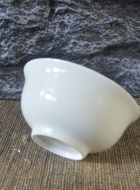 永乐风格甜白釉暗龙茶碗古董古玩