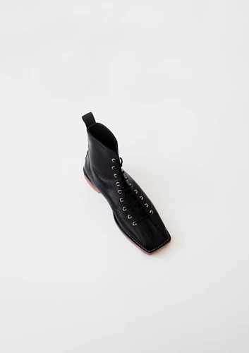 Домашняя работа 18/AW Collection Cube Cube Tie Tie Decorative Simple Flat Boots Black