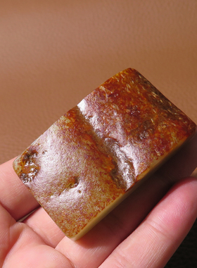 嗨翻天方言和田玉罕见俄籽料聚红沁红皮白玉籽料高端皮带扣X7