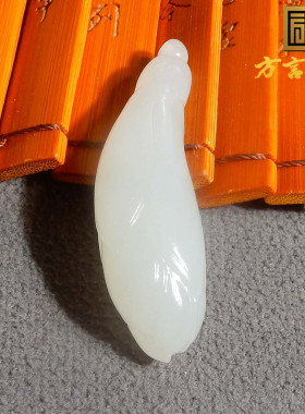 惊呆了方言和田玉青海老坑料温润细腻冰底白玉玉兰花吊坠挂件s2