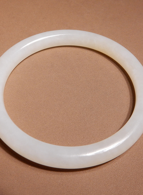 方言和田玉新疆油润细腻白玉手镯