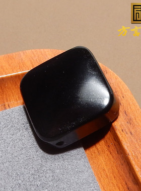 方言新疆油润墨玉籽料