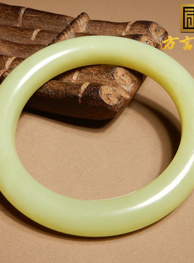 黄口料柠檬黄玉油润细腻51mm手镯