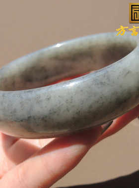 方言和田精品特惠新疆温润青花籽料内径61mm女士精美玉轮胎手镯F1