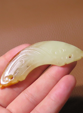 震撼来袭方言和田玉罕见俄籽料独籽聚红皮白玉籽料百搭吊坠挂件X7