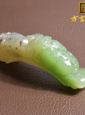 青海老坑冰晴带翠巧雕手饰把件