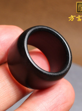 白玉底墨玉籽料18mm戒指扳指