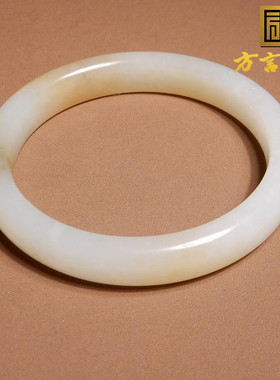 新疆且末油润细腻高脂糖白玉手镯