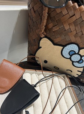 磁吸多功能皮革眼镜夹项链